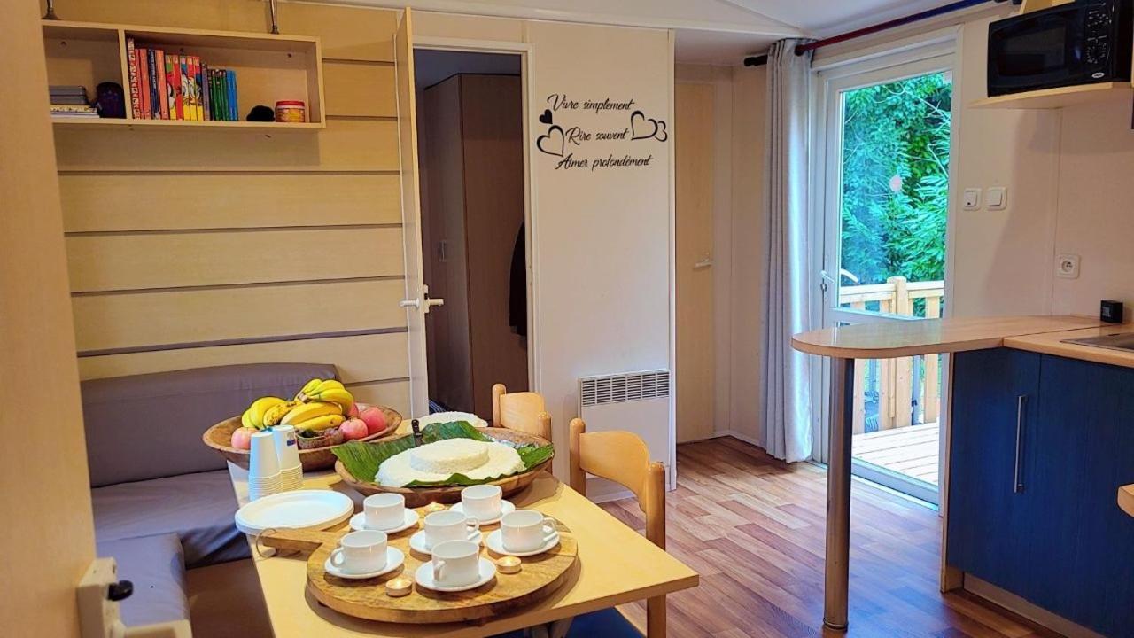 Saint-Chéron Camping Marvilla Parks -Parc Des Roches 91530 מראה חיצוני תמונה